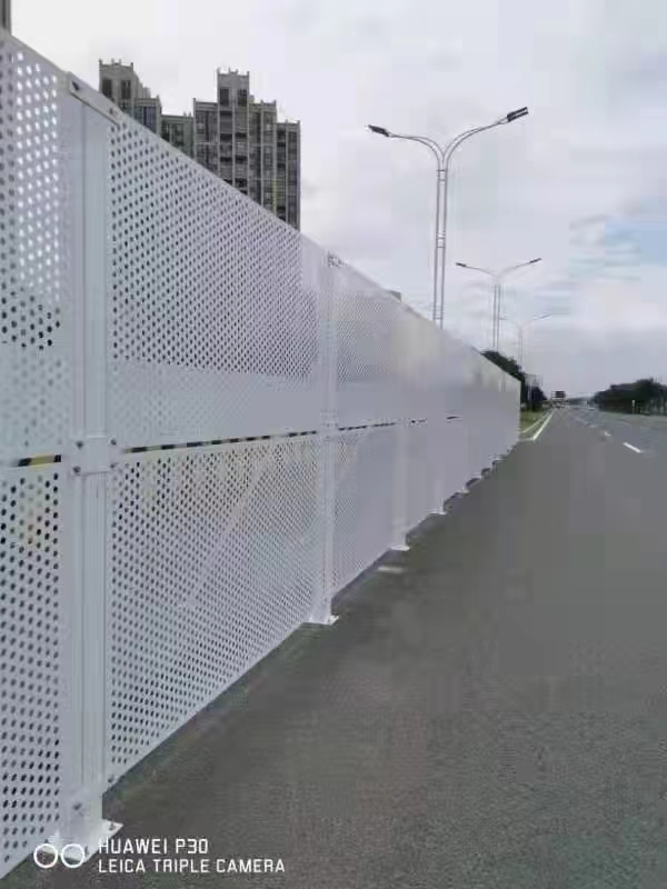 裝配式鋼結(jié)構(gòu)圍擋的安裝難度和時(shí)間需求如何？【旭東鋼構(gòu)圍擋】